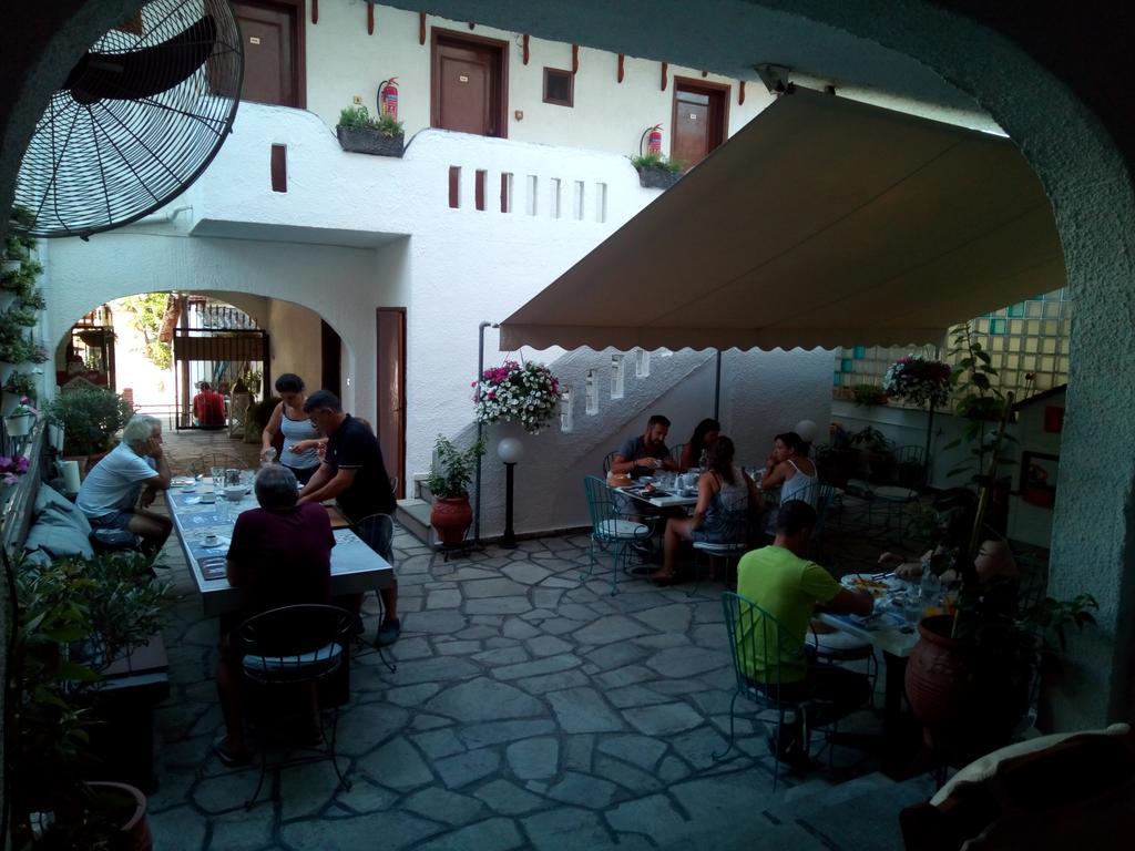 Hotel Sweet Home Neos Marmaras Exterior foto